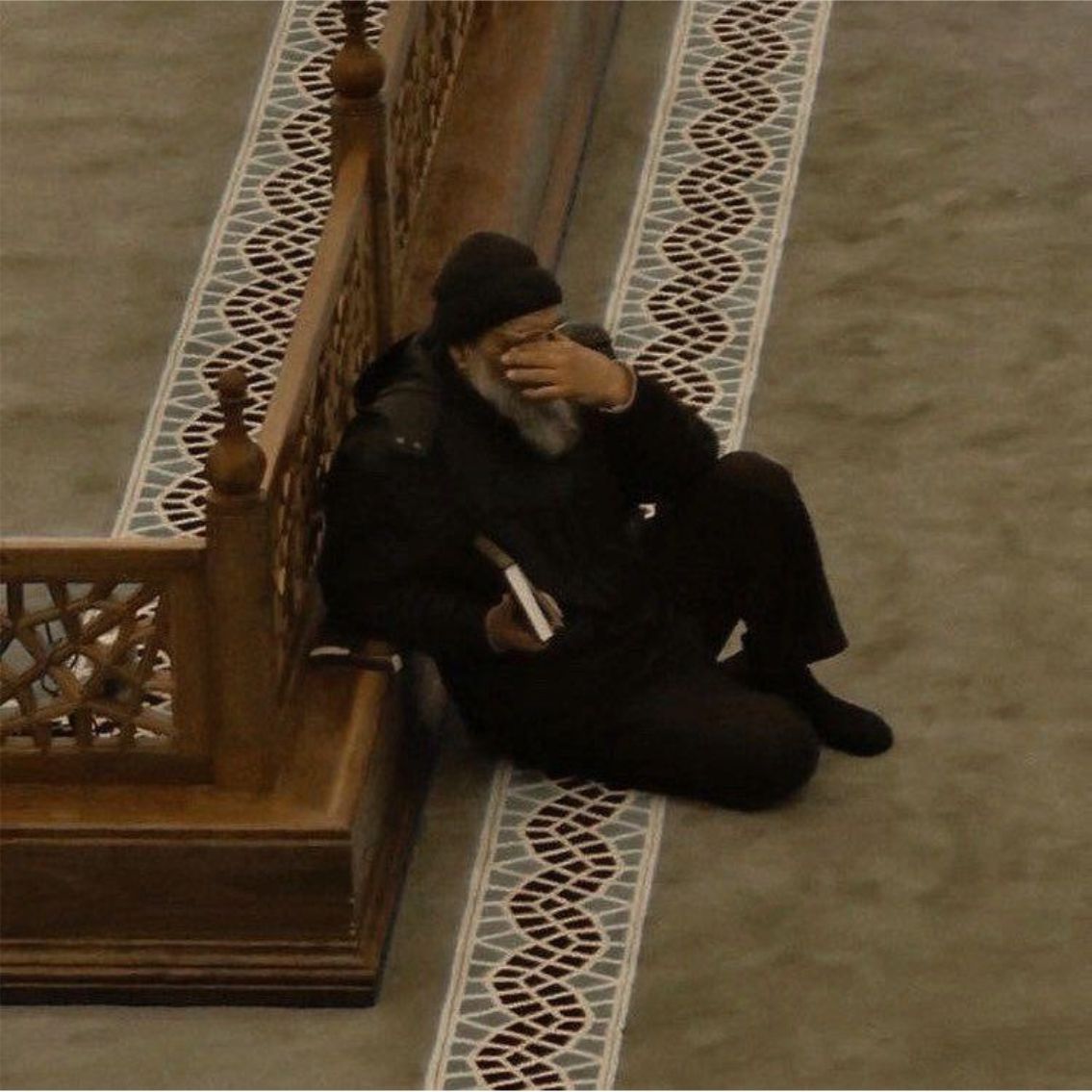 best prayer to settle many debts, best thing to say to settle many debts, what does prophet muhammad say to settle many debts