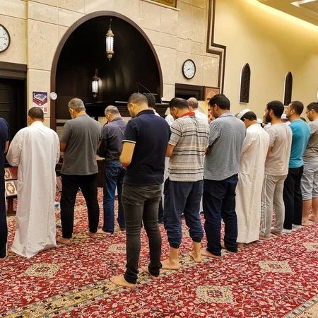 How to perform ghusl yawm jumat, how to perform ritual bath on friday, how to perform bath on friday, how to perform friday bath, how to bath for in preparation for jumat, friday bath for new muslim, what does a new muslim need to do before going to jumat, Best online Islamic platform to learn ghusl yawmul jumat, What is yawm jumah, causes of ghusl yawmul jumah, conditions of ghusl , why should i perform ghusl before going to jumat, islamic tips about ghusl yawm jumat, types of bath in islam, benefits of ghusl yawm jumah