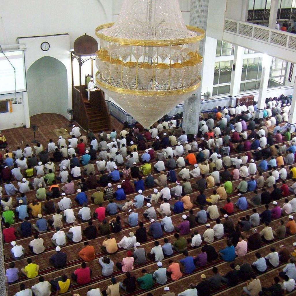 How to perform ghusl yawm jumat, how to perform ritual bath on friday, how to perform bath on friday, how to perform friday bath, how to bath for in preparation for jumat, friday bath for new muslim, what does a new muslim need to do before going to jumat, Best online Islamic platform to learn ghusl yawmul jumat, What is yawm jumah, causes of ghusl yawmul jumah, conditions of ghusl , why should i perform ghusl before going to jumat, islamic tips about ghusl yawm jumat, types of bath in islam, benefits of ghusl yawm jumah